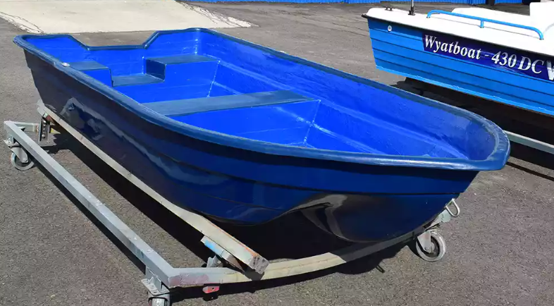 Стеклопластиковая лодка Neman-340 (тримаран) в Ухте