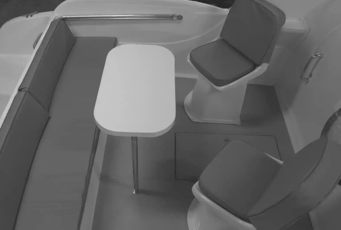 Стеклопластиковый катер Neman-550 с каютой в Ухте