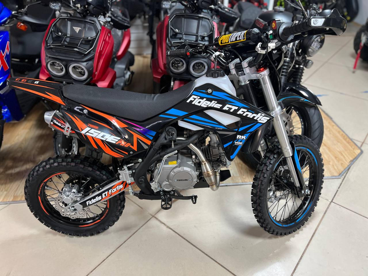 Мотоцикл (питбайк) PROMAX FIDET (ФАЙДЕТ) 190E PRO 17/14 в Ухте