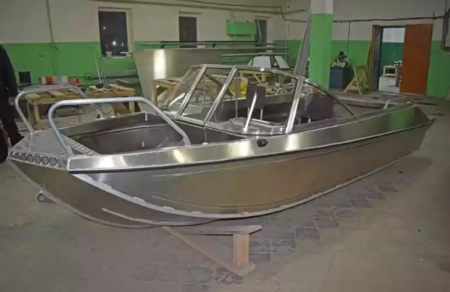 Алюминиевый катер Неман-500 DC (без покраски) в Ухте
