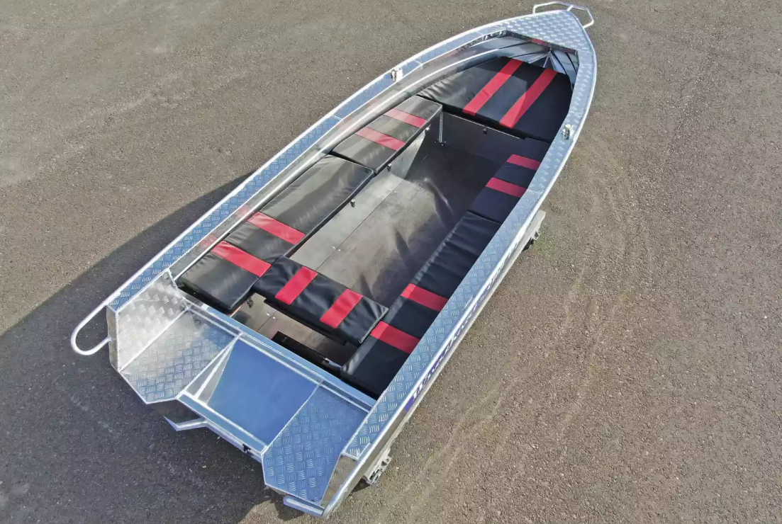 Алюминиевая лодка Wyatboat-390РМ увеличенный борт в Ухте