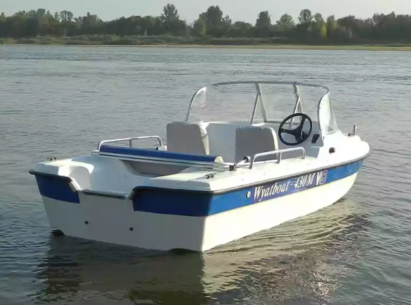 Стеклопластиковый катер Wyatboat-430 M (тримаран) в Ухте