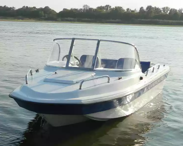 Стеклопластиковый катер Wyatboat-430 M (тримаран) в Ухте