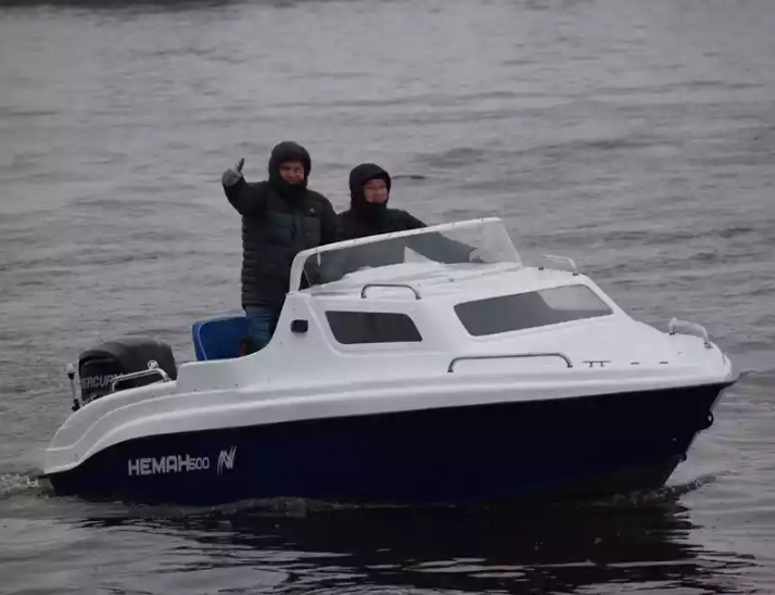 Комбинированный катер Neman-500 с каютой в Ухте
