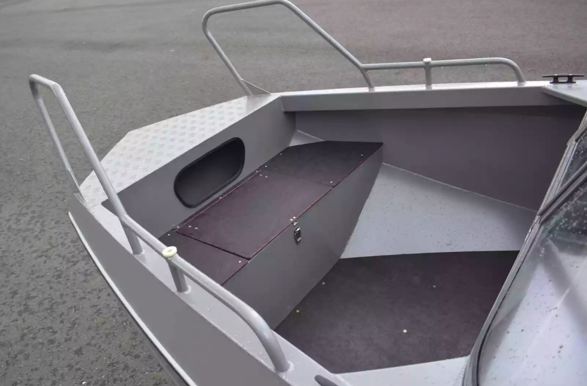 Алюминиевый катер Неман 550 DC в Ухте