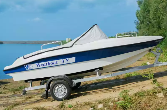 Стеклопластиковый катер Wyatboat-3 У в Ухте