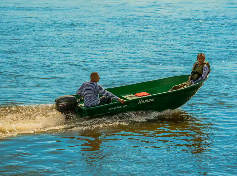 Стеклопластиковая лодка Neman-340 (тримаран) в Ухте