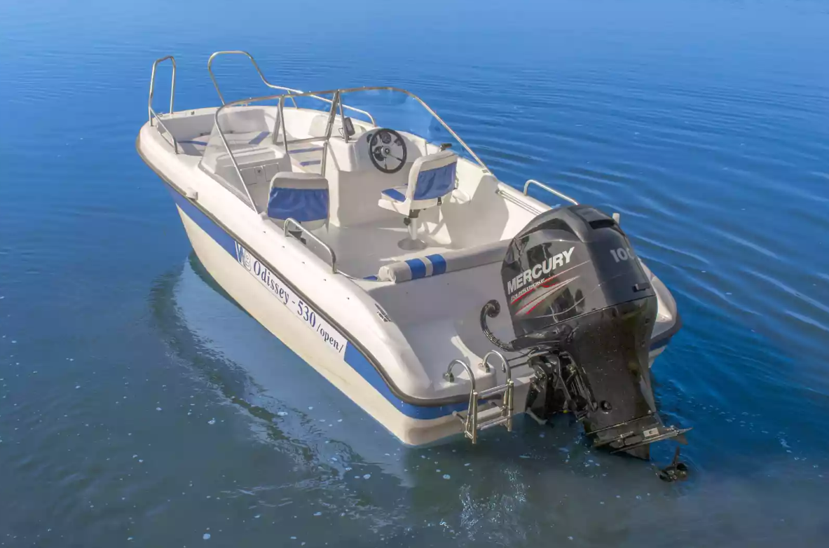 Стеклопластиковый катер Neman-530 Open в Ухте
