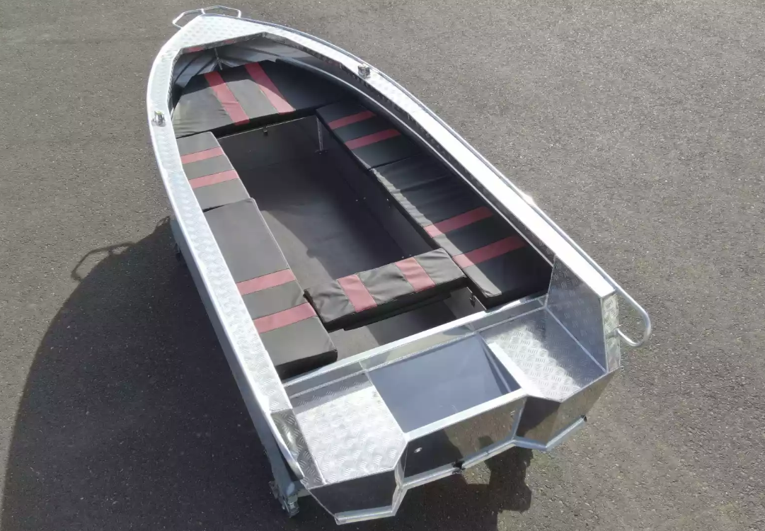 Алюминиевая лодка Wyatboat-390РМ увеличенный борт в Ухте