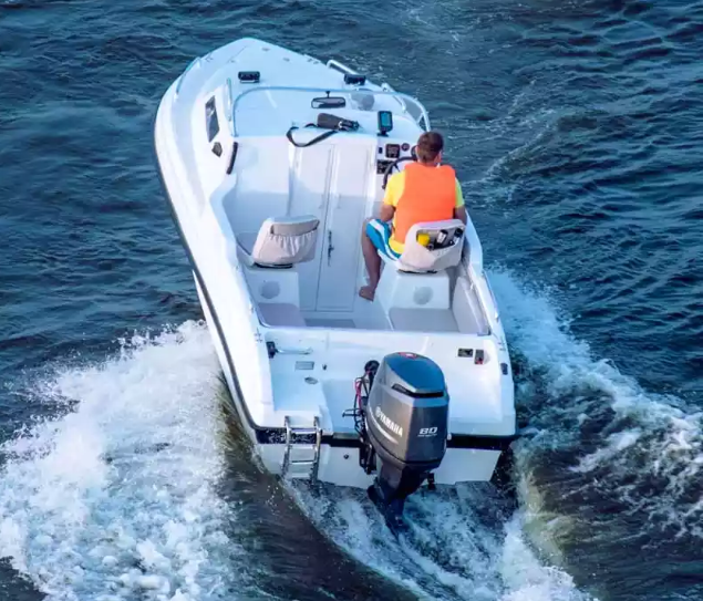 Стеклопластиковый катер Neman-500 в Ухте