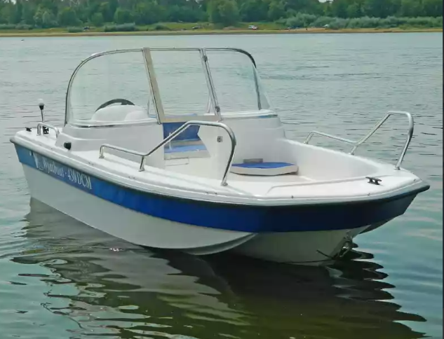 Стеклопластиковый катер Wyatboat-430 DCM (тримаран) в Ухте