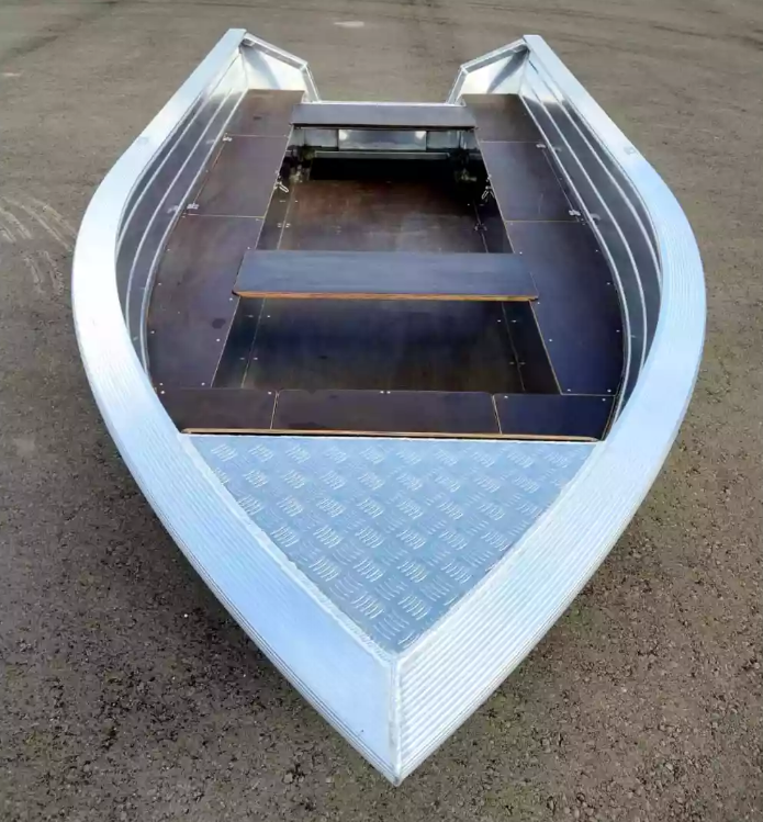 Алюминиевая лодка Неман-400 в Ухте