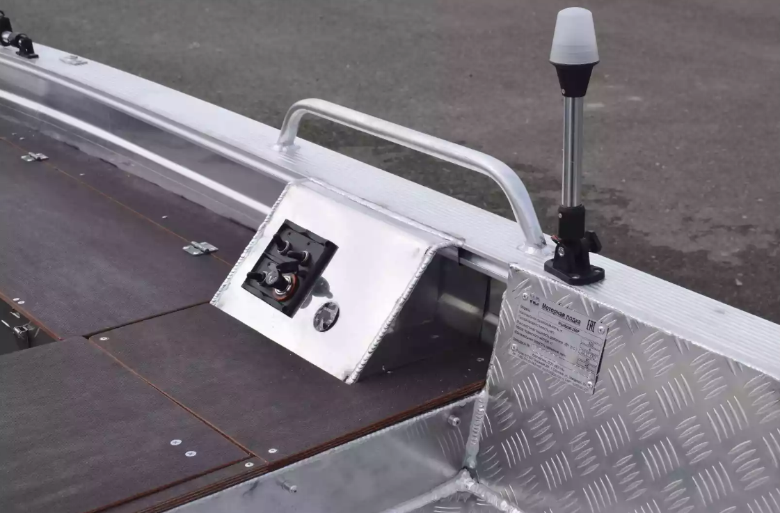 Алюминиевая лодка Wyatboat-390РМ в Ухте