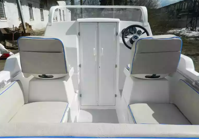 Комбинированный катер Neman-500 с каютой в Ухте