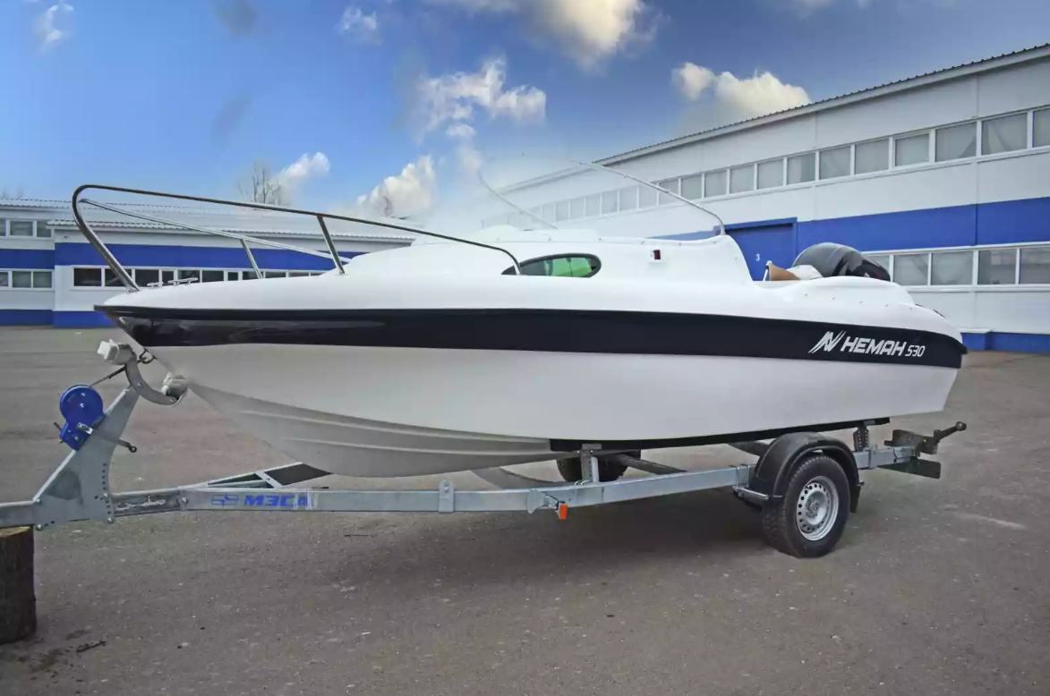 Стеклопластиковый катер Neman-530 с каютой в Ухте