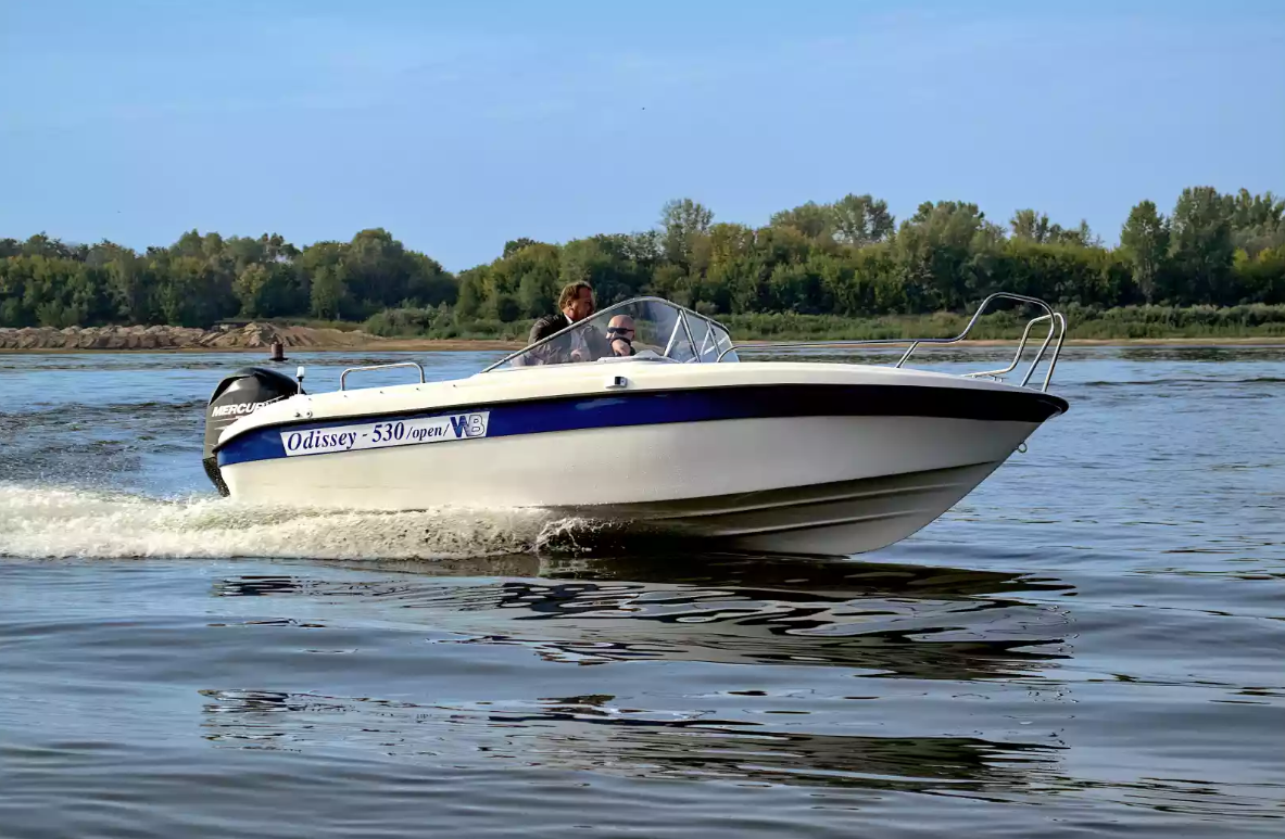 Стеклопластиковый катер Neman-530 Open в Ухте