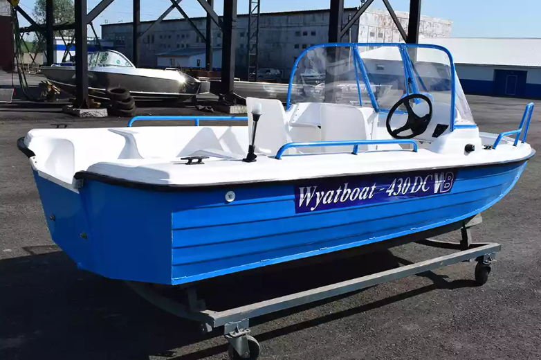 Комбинированный катер Wyatboat-430 DC в Ухте