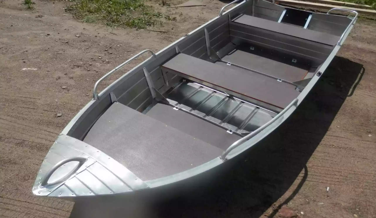 Алюминиевая лодка Вятка-Профи 32 в Ухте