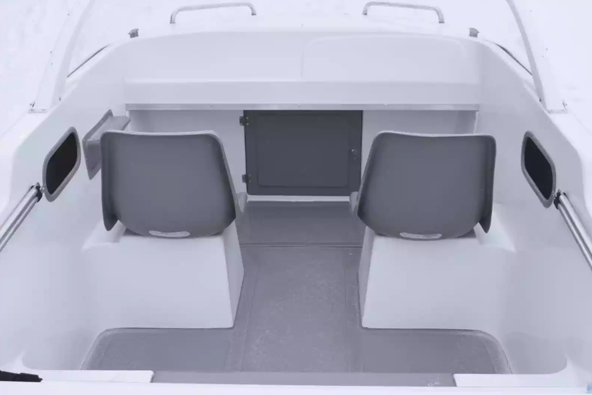 Стеклопластиковый катер Neman-450 в Ухте