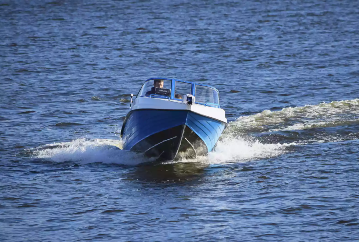 Комбинированный катер Neman-450 Open в Ухте