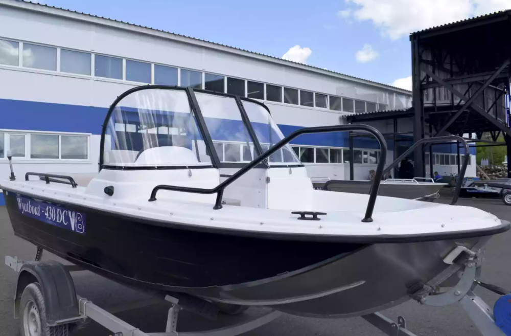 Комбинированный катер Wyatboat-430 DC в Ухте