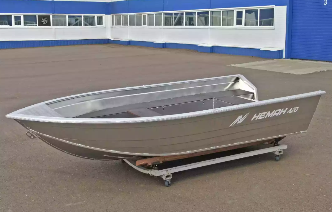 Алюминиевая лодка  Неман-420 в Ухте