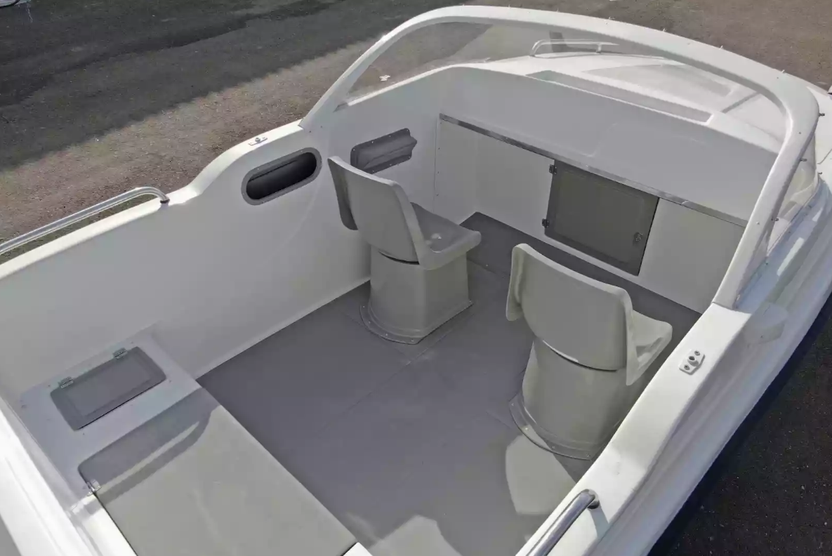 Комбинированный катер Neman-500 P в Ухте