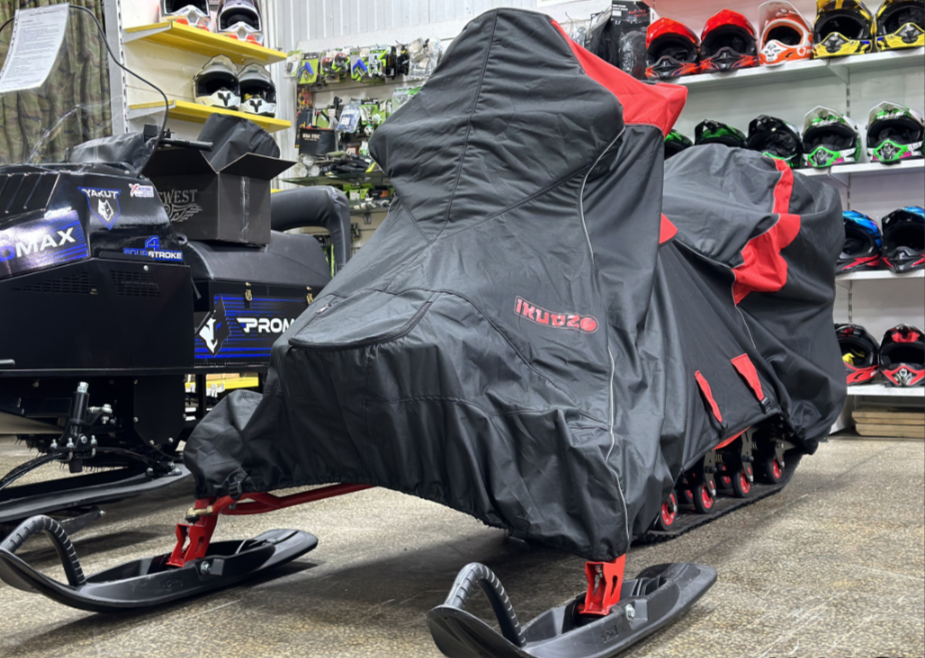 Чехол транспорт. снегохода IKUDZO HUNTER черно-красный Оксфорд ПРЕМИУМ качества с лого IKUDZO в Ухте