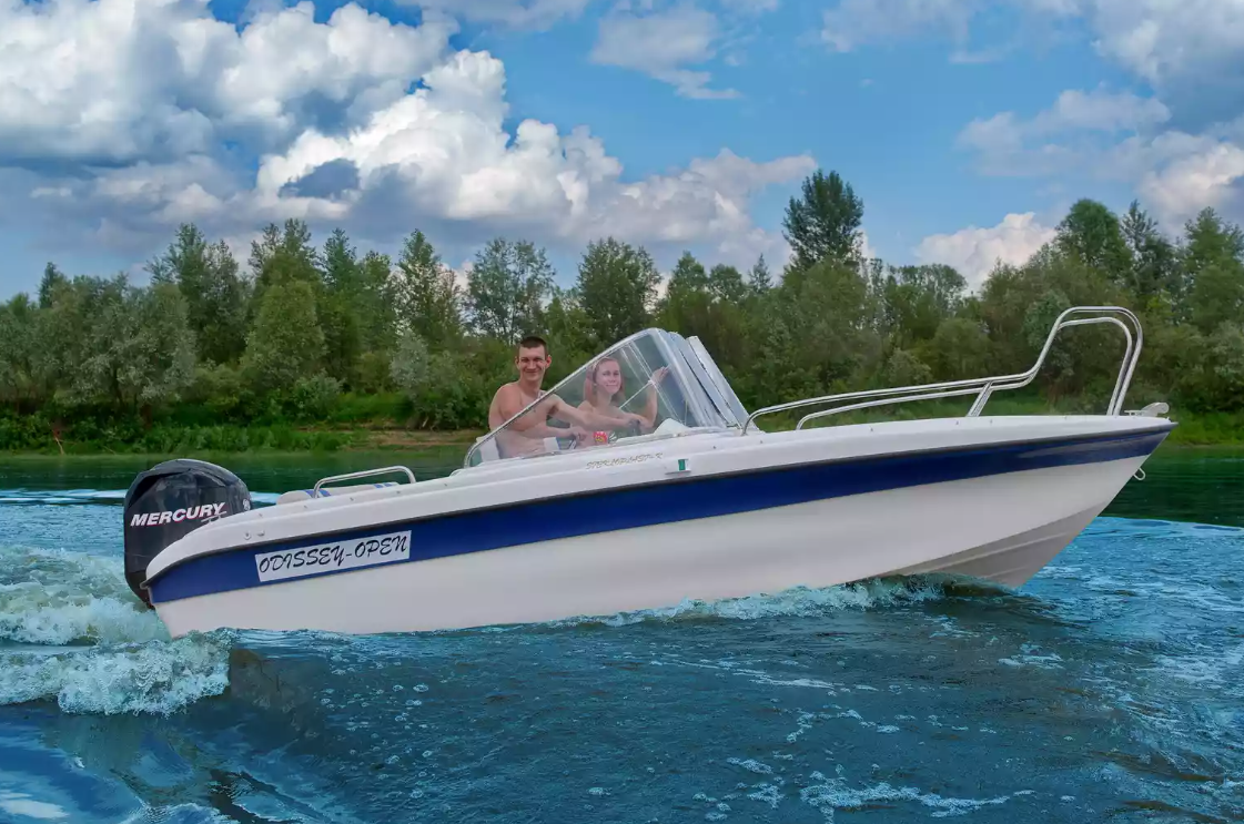 Стеклопластиковый катер Neman-530 Open в Ухте