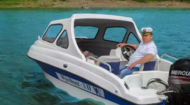 Стеклопластиковый катер Wyatboat-3 П (полурубка) в Ухте