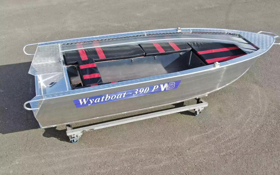 Алюминиевая лодка Wyatboat-390РМ увеличенный борт в Ухте