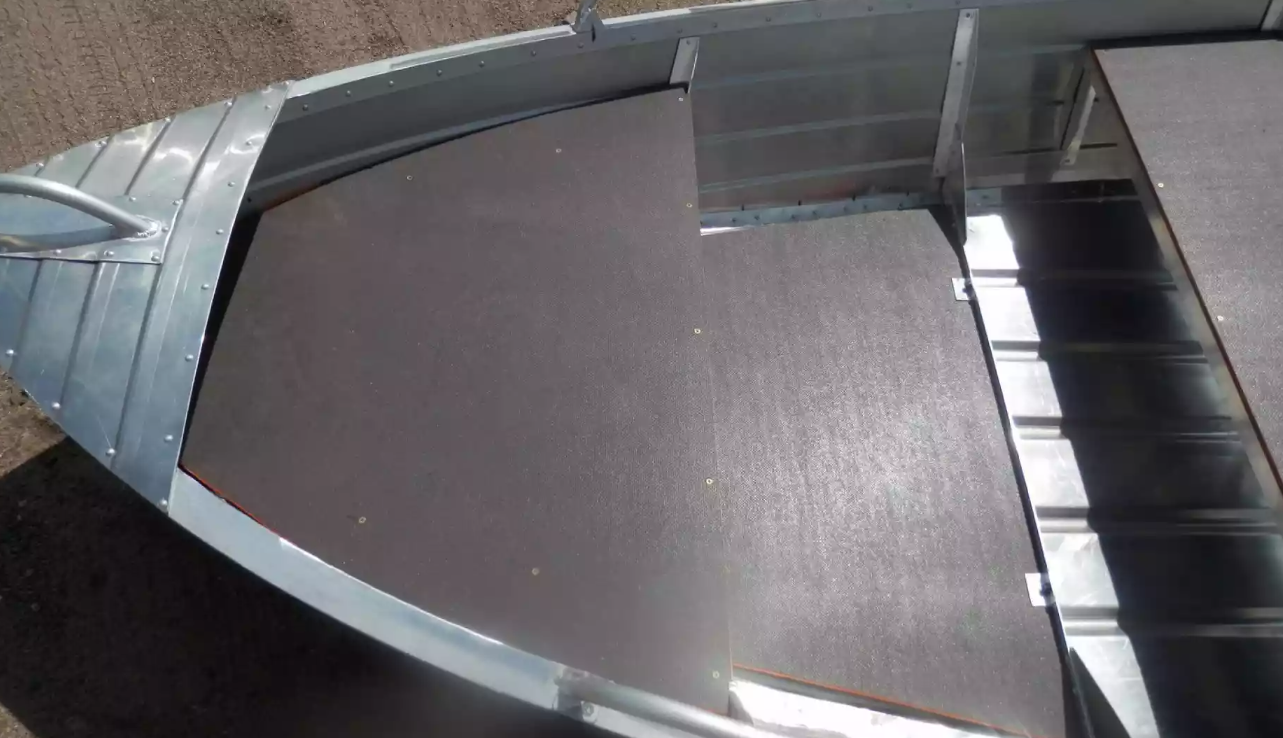 Алюминиевая лодка Вятка-Профи 32 в Ухте