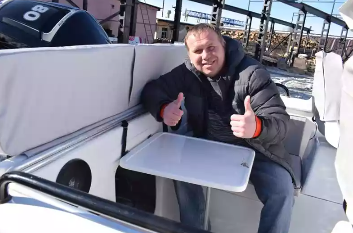 Комбинированный катер Neman-500 с каютой в Ухте