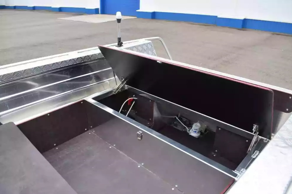 Алюминиевая лодка Wyatboat-390 DCM Увеличенный борт в Ухте