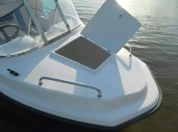 Стеклопластиковый катер Wyatboat-430 M (тримаран) в Ухте