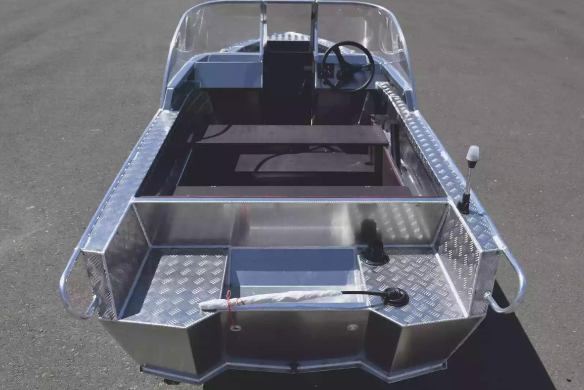 Алюминиевый катер Wyatboat-390 DCM в Ухте