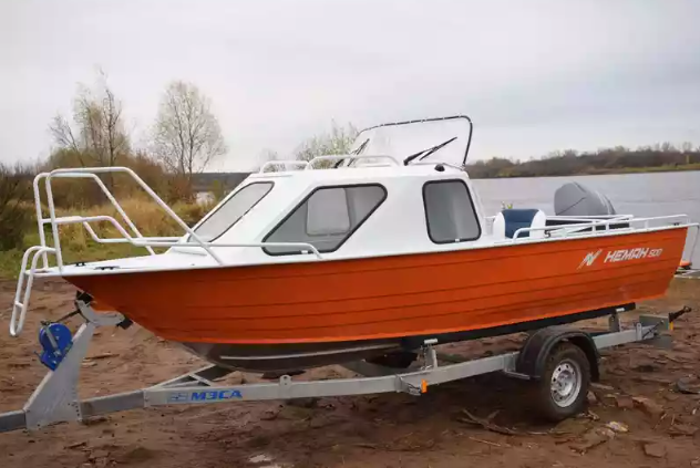 Алюминиевый катер Неман-500 (каютный) в Ухте