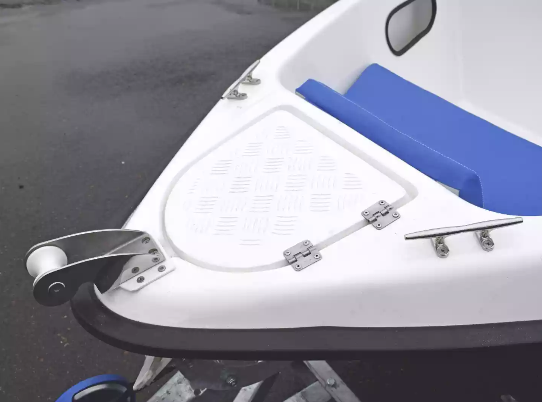 Стеклопластиковый катер Wyatboat-430DCМ (килевая) в Ухте