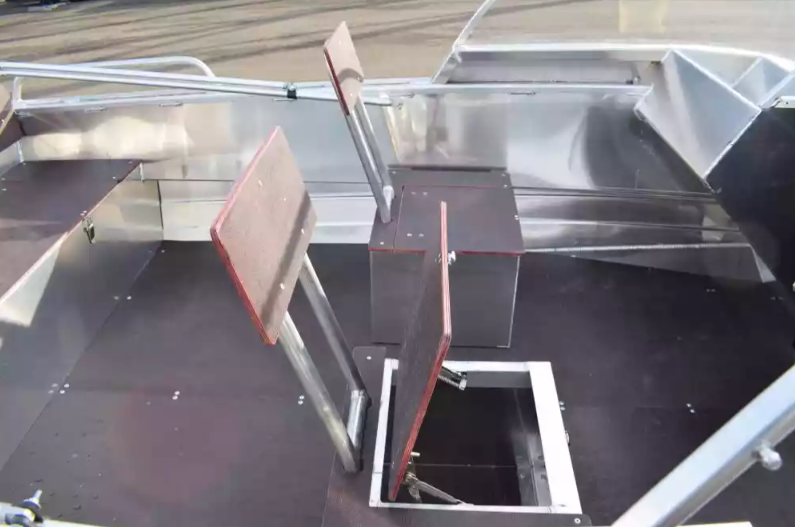 Алюминиевый катер Wyatboat-460 DCM в Ухте