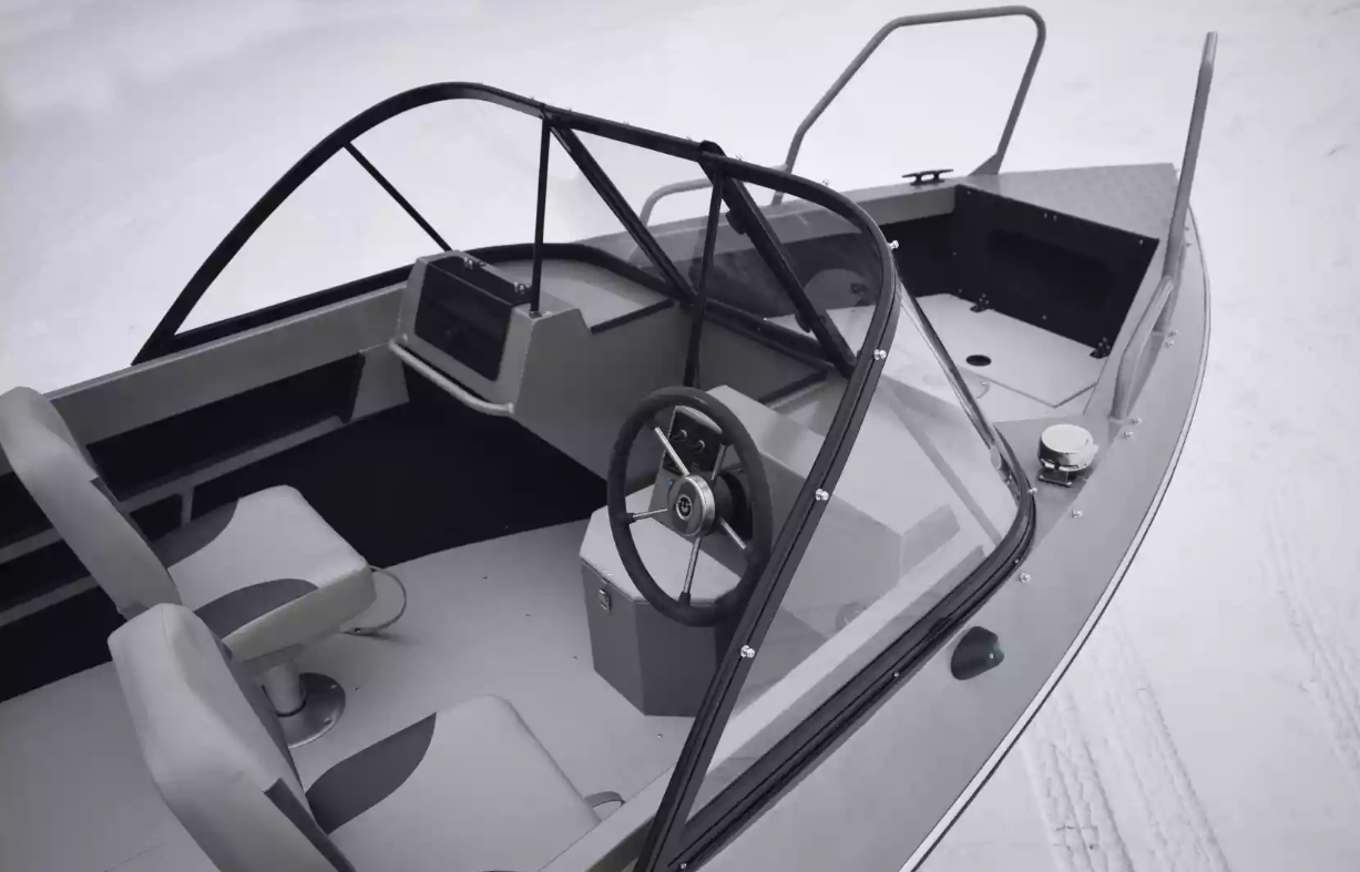 Алюминиевый катер Неман 550 DC в Ухте