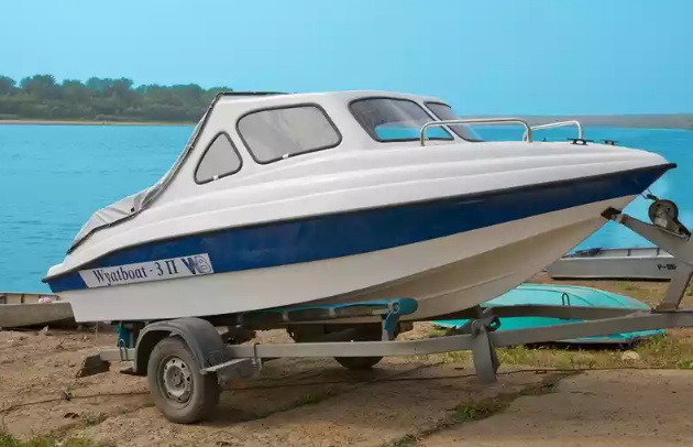 Стеклопластиковый катер Wyatboat-3 П (полурубка) в Ухте