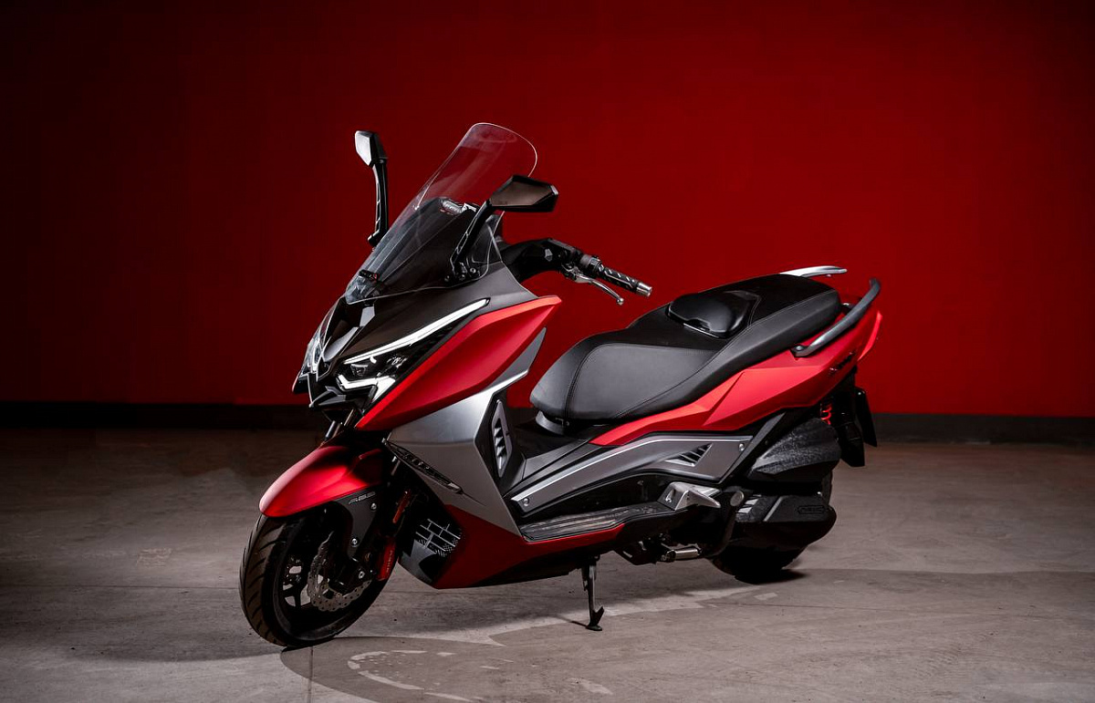 МАКСИСКУТЕР ARIIC 318 в Ухте