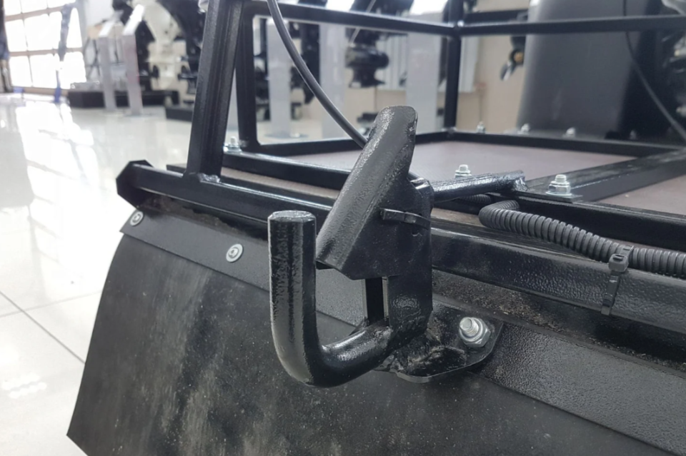 Мотобуксировщик PAXUS 650 AVANT 9 л.с. в Ухте