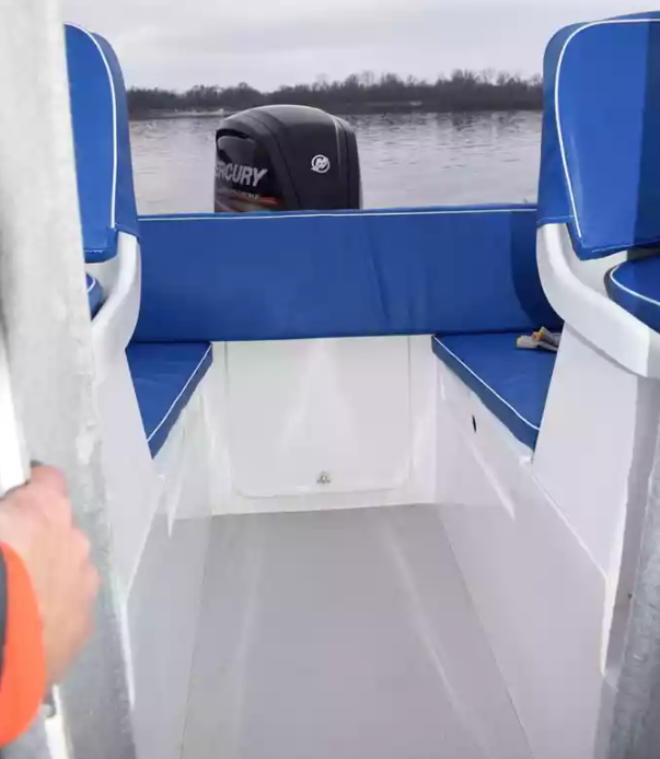 Комбинированный катер Neman-500 с каютой в Ухте