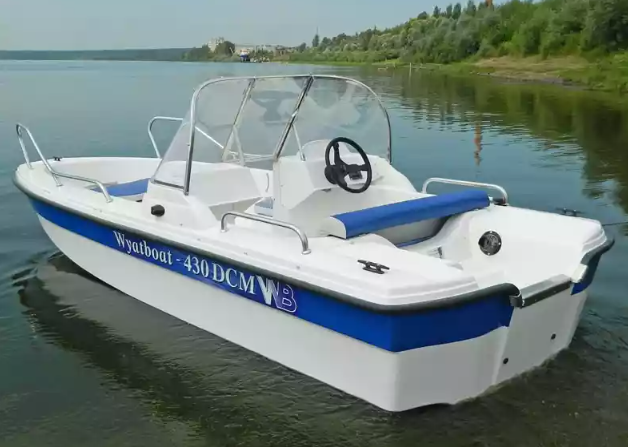 Стеклопластиковый катер Wyatboat-430 DCM (тримаран) в Ухте