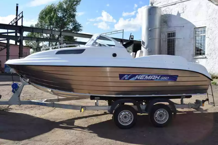 Комбинированный катер Neman-550 с каютой в Ухте