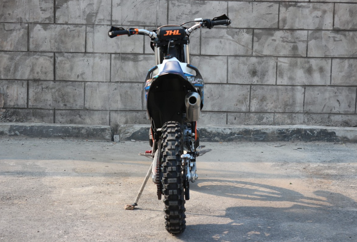 Мотоцикл JHLMOTO JHL Z3 CB250 (172FMM-3A) в Ухте