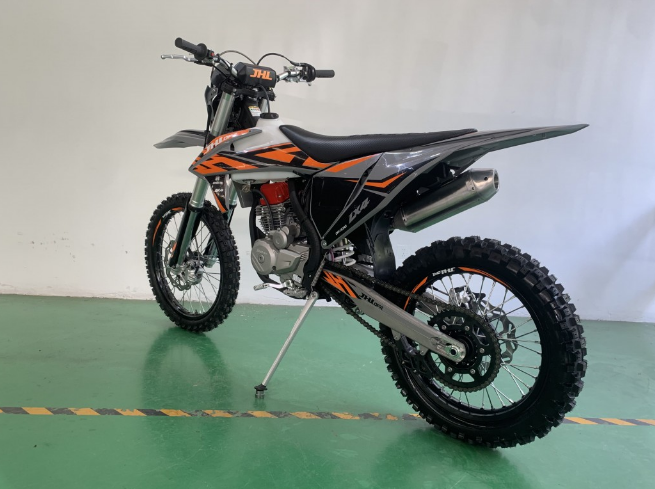 Мотоцикл JHLMOTO JHL LX4 CB300RL (175FMN) в Ухте