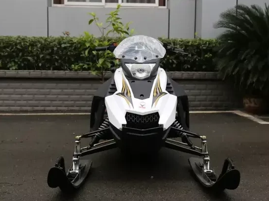 Снегоход ULAR 220 в Ухте