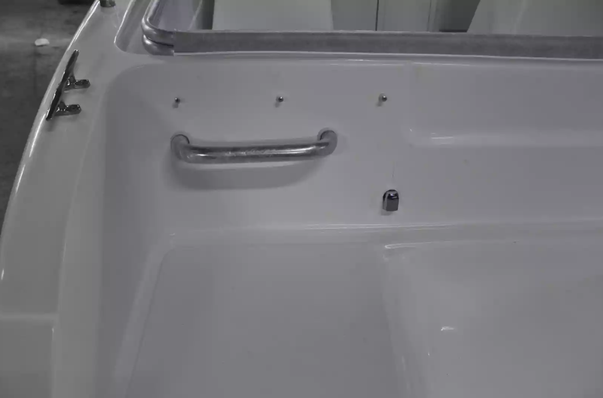 Стеклопластиковый катер Neman-500 в Ухте